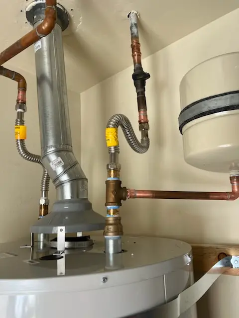 Water heater installation and plumbing repair in Glebe Heights